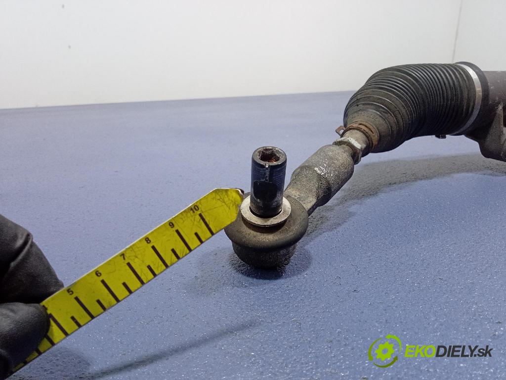 Audi A4 2001 Ozubené kolo: volant 8E142255D