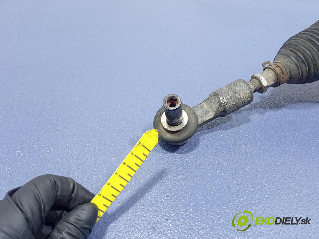 Audi A4 2001 Ozubené kolo: volant 8E142255D