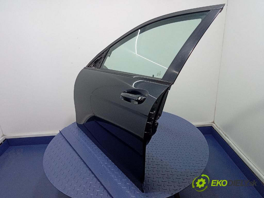 Mercedes C-klasa 2012 dvere Predné Vľavo: