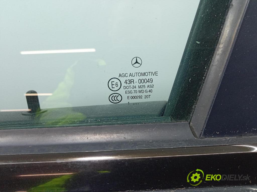 Mercedes C-klasa 2012 dvere Predné Vľavo: