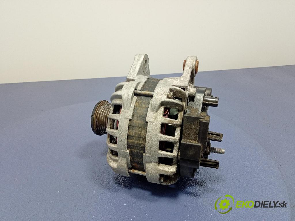 Dacia Duster 2017 Alternator 231001568R