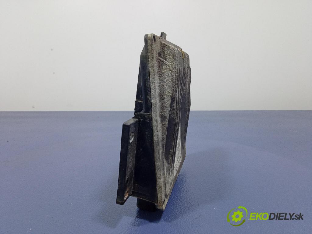Nissan Note 2007 riadiaca jednotka Motor: 8200399038