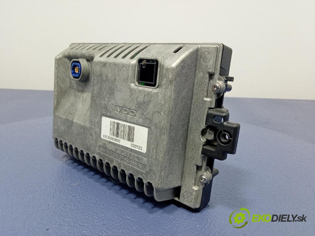 Mercedes C-klasa 2012 Zobrazit: Rádio: / GPS A1729016600