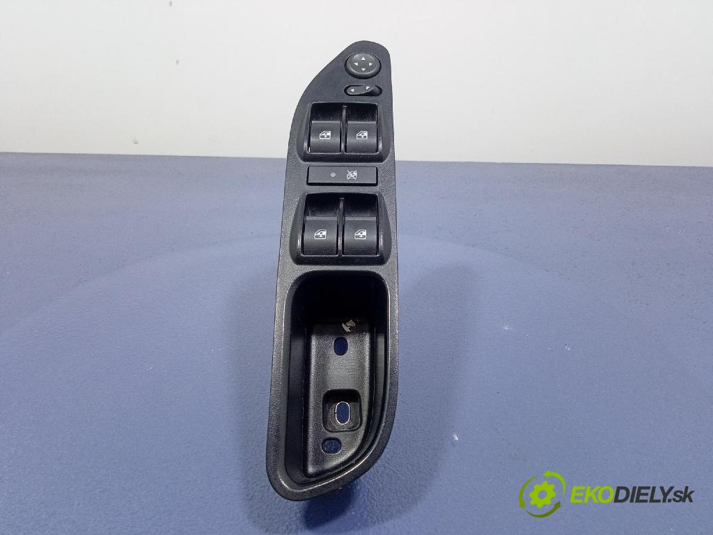 Fiat Tipo 2017 prepínač Okná: