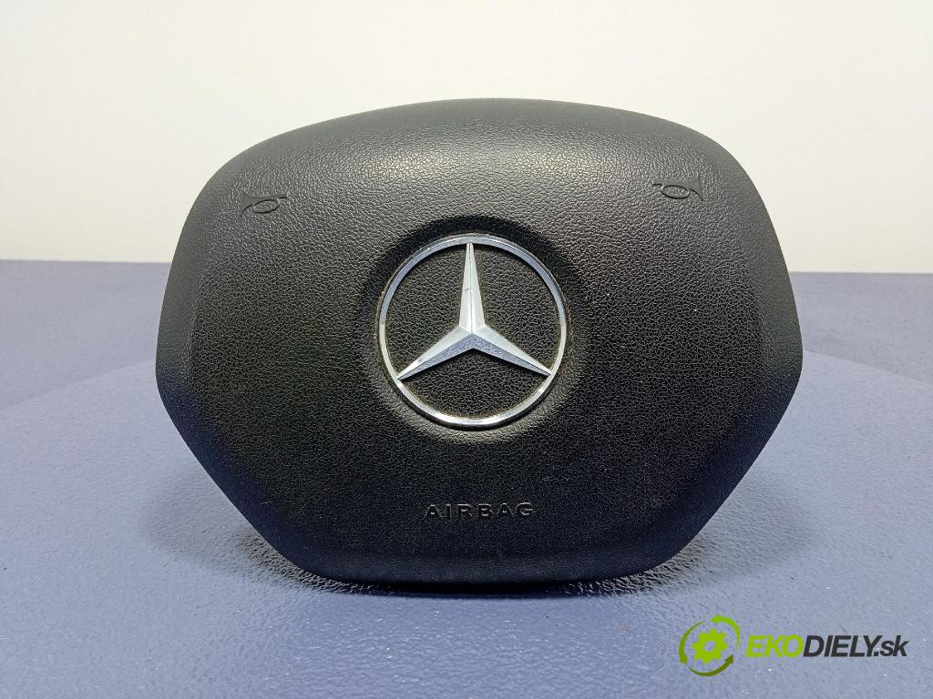 Mercedes C-klasa 2012 kokpit,pristrojová doska 2046805787