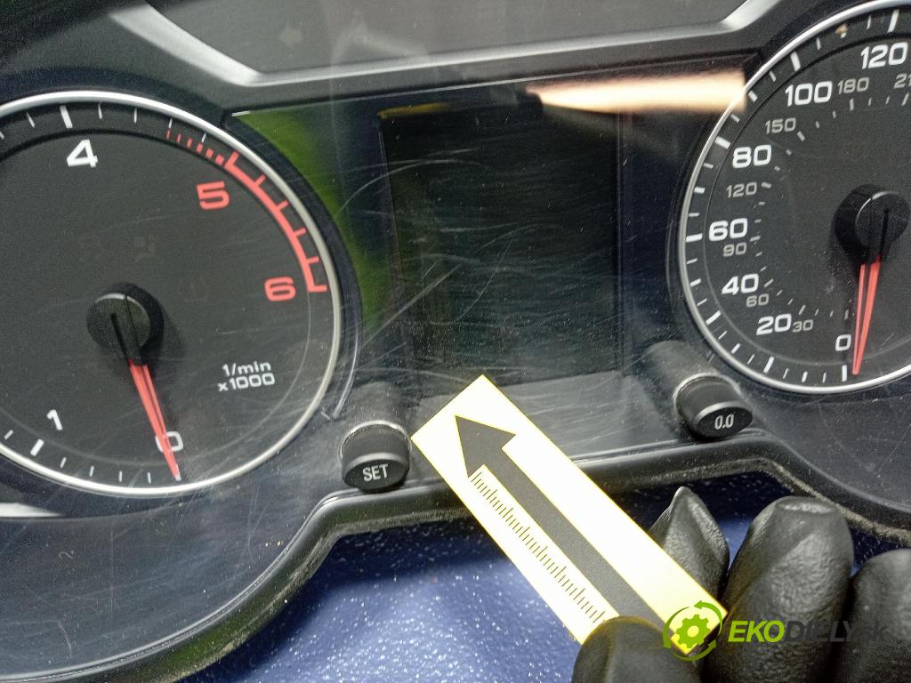 Audi Q5 2010 prístrojovka/ budíky 8R0920980L