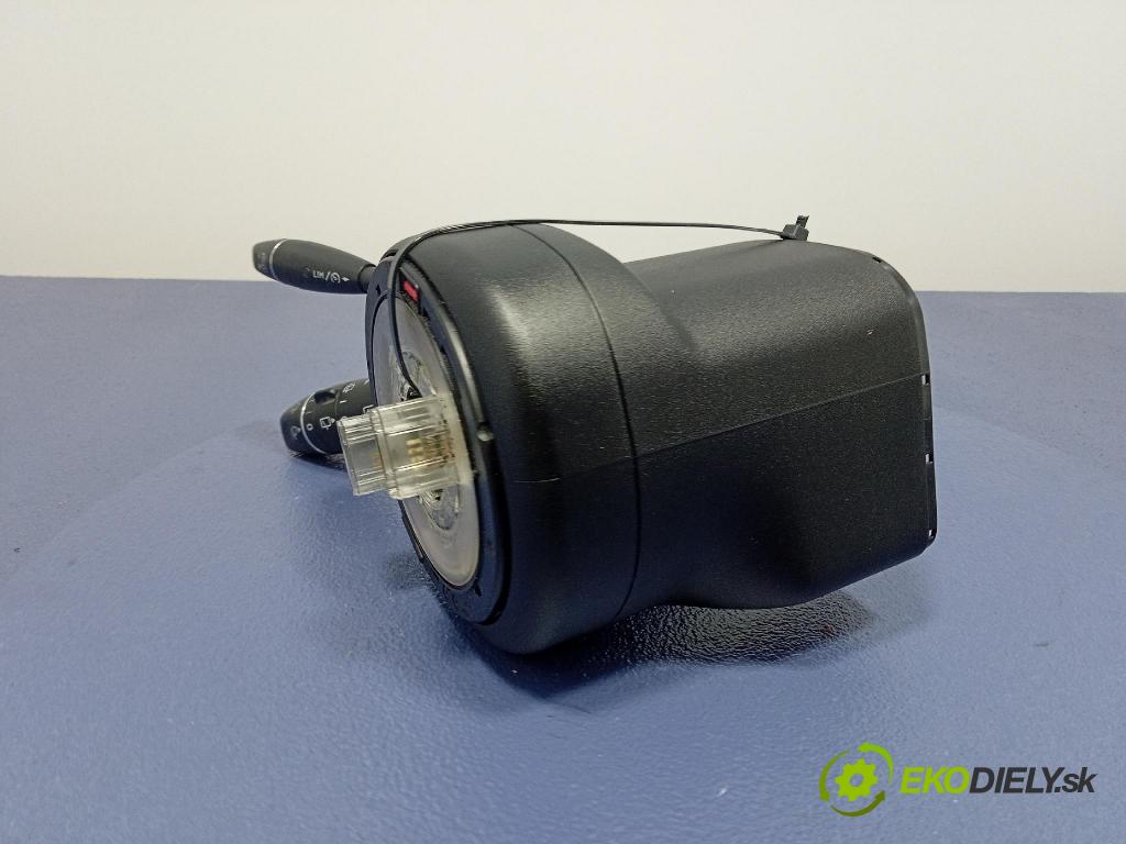 Mercedes C-klasa 2012 prepínač Komplex: A2129007402