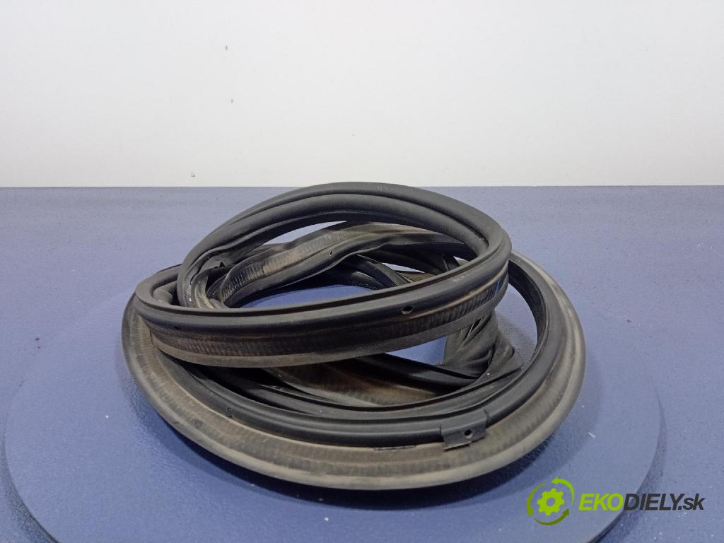 Fiat Tipo 2017 Těsnění: Kryty kufr