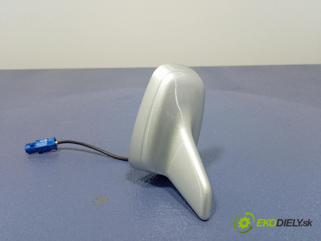 Audi Q5 2010 Antena 8R0035503E