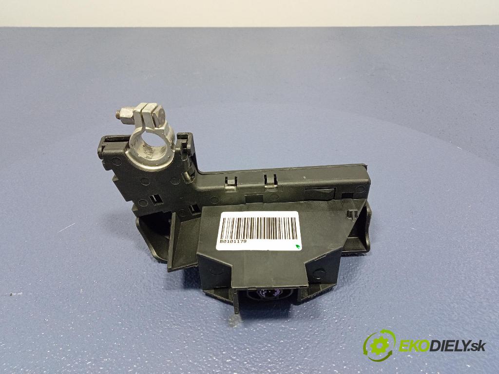 Audi Q5 2010 inštalácia Elektrický: 8J0915459