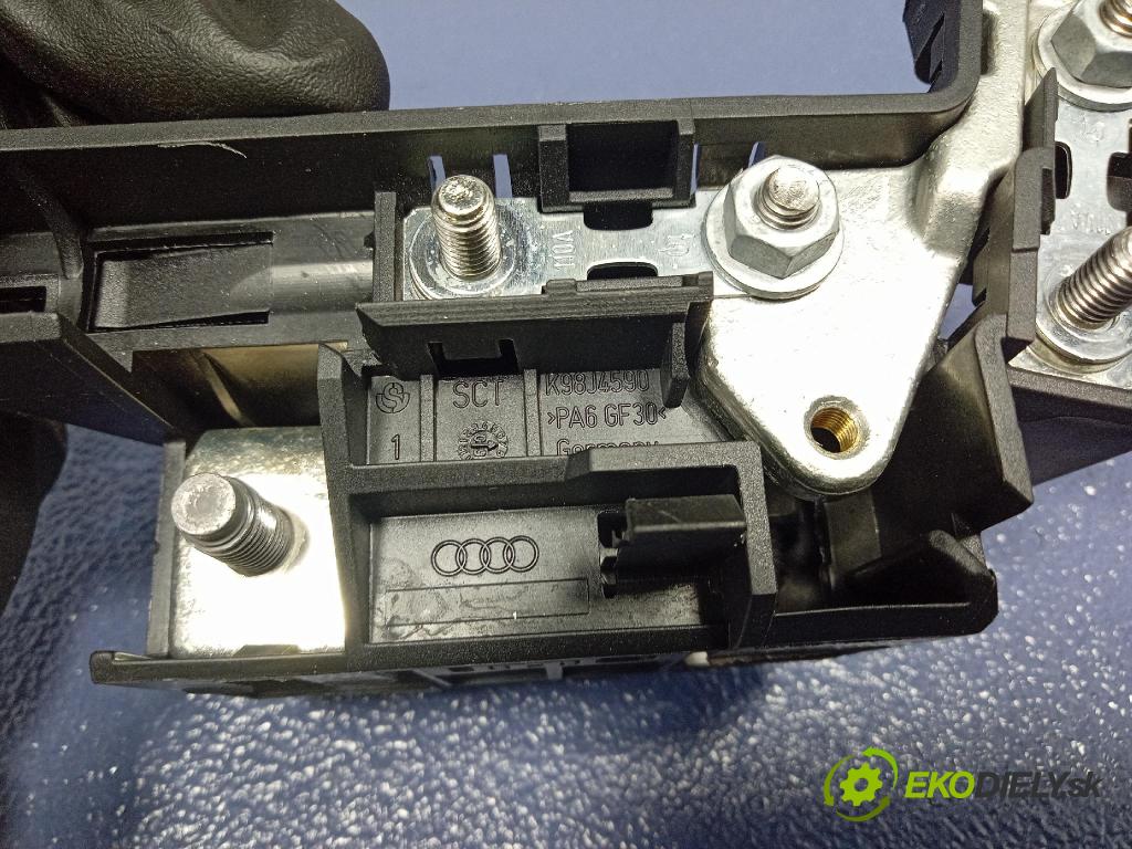 Audi Q5 2010 inštalácia Elektrický: 8J0915459