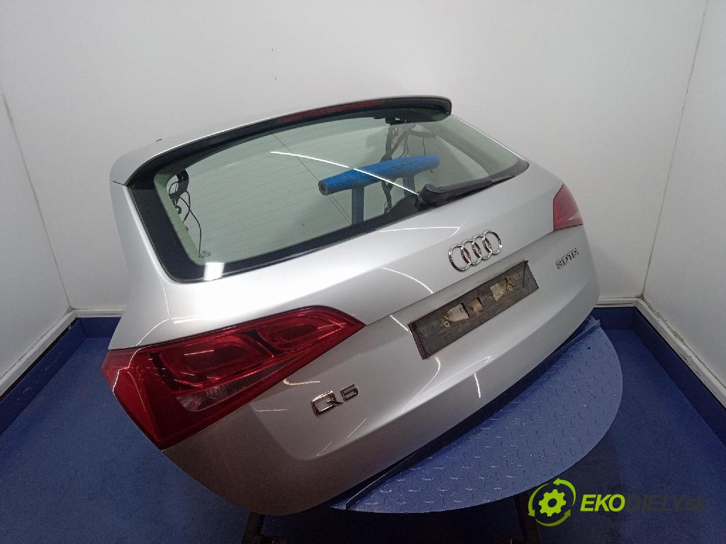 Audi Q5 2010 zadna dveře kufra: kufra: