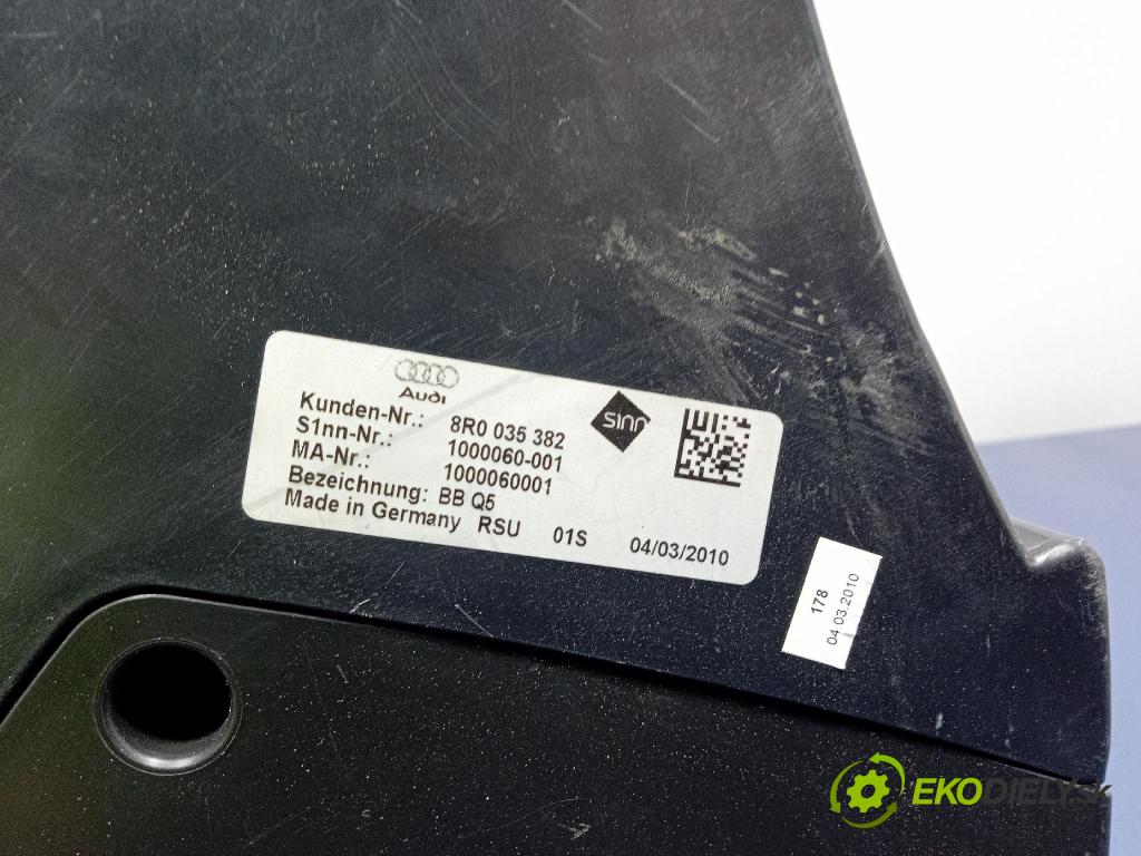 Audi Q5 2010 Reproduktor / Subwoofer: 8R0035382
