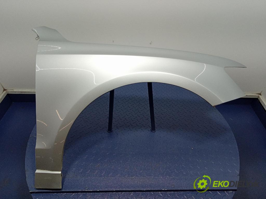 Audi Q5 2010 blatník Predné v pravo: