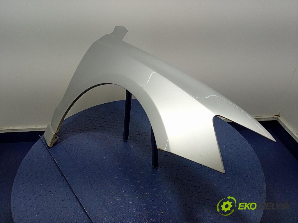 Audi Q5 2010 blatník Predné v pravo: