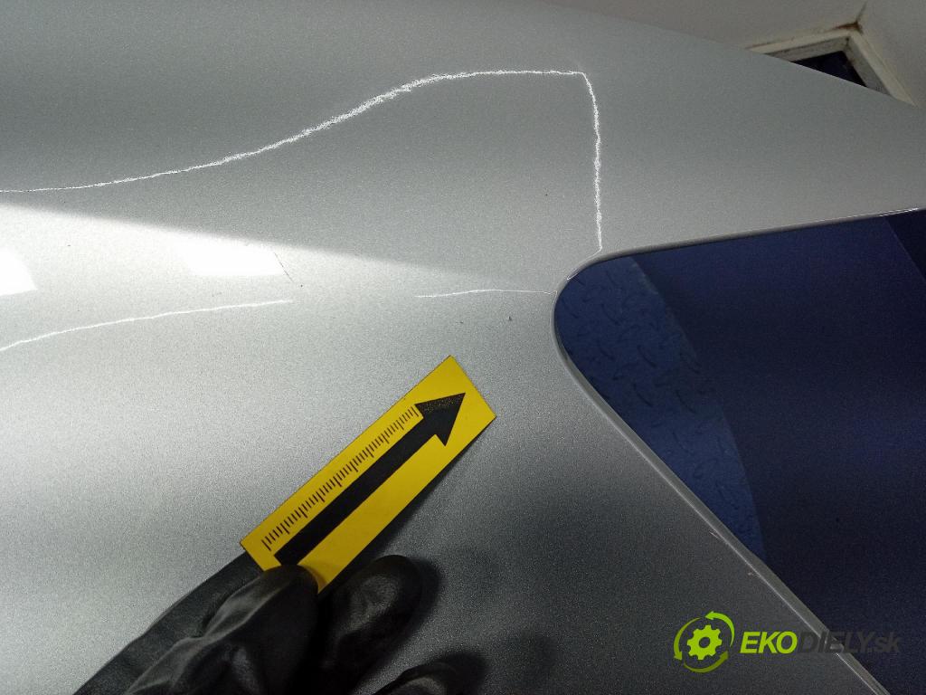 Audi Q5 2010 blatník Predné v pravo: