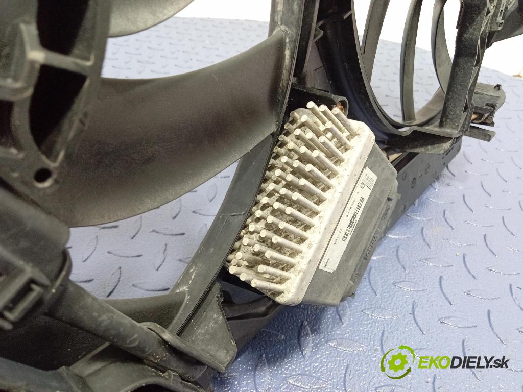 Audi Q5 2010 Ventilátor Chladič: 8K0121003M