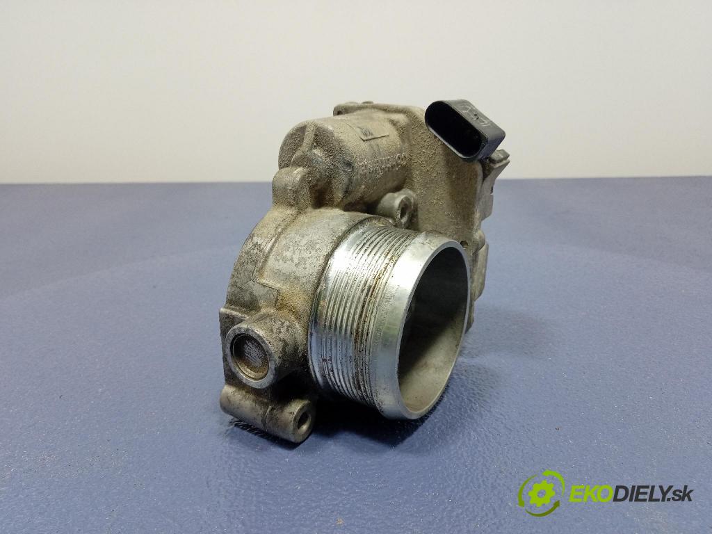 Audi Q5 2010 klapka 4E0145950H