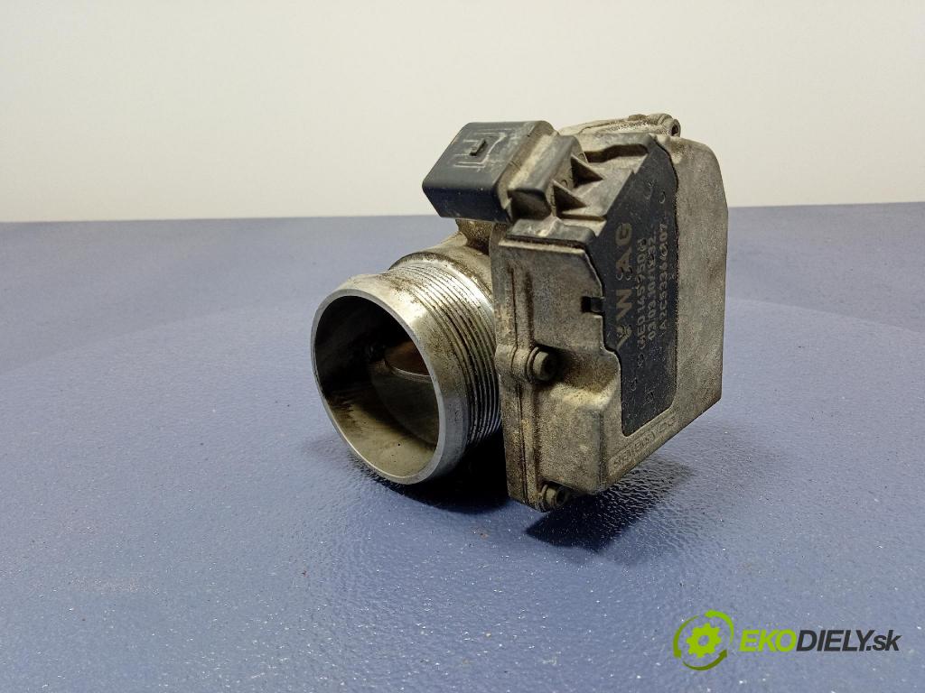 Audi Q5 2010 klapka 4E0145950H