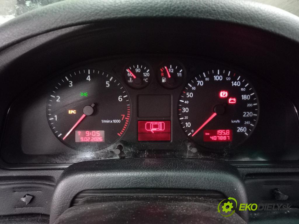 Audi A4 2000 prístrojovka/ budíky 8D0920900B