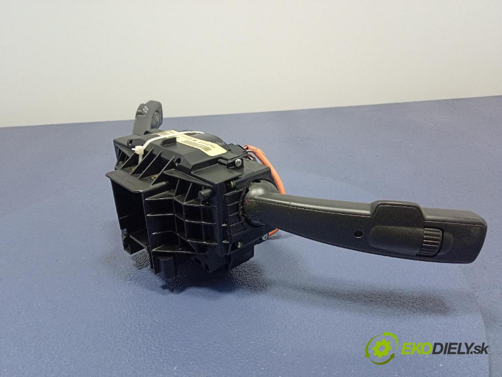 Volvo C30 2007 Přepínač Komplex: P30772250