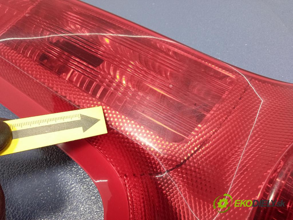 Volvo C30 2007 světlo Zad: levá Mimo: 31213137