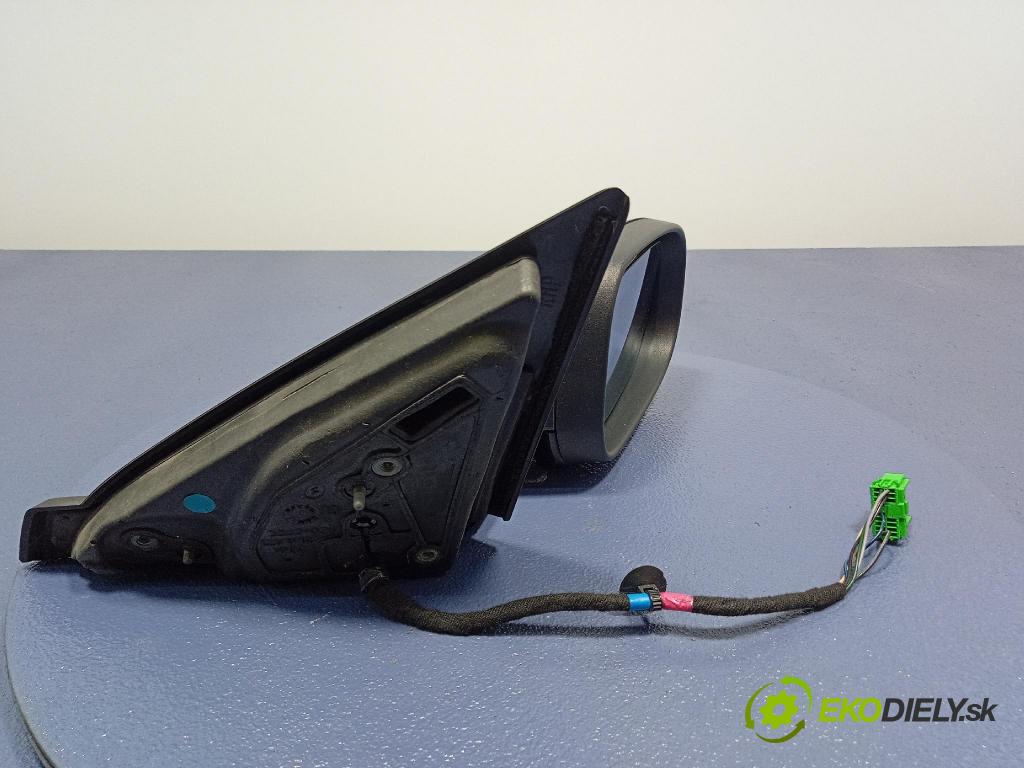 Volvo C30 2007 zpětné zrcátko prave 3303-028