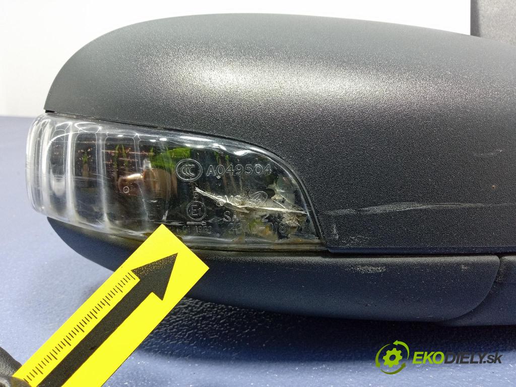 Volvo C30 2007 zpětné zrcátko prave 3303-028