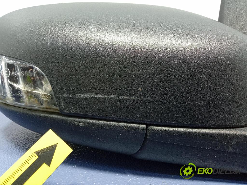 Volvo C30 2007 zpětné zrcátko prave 3303-028