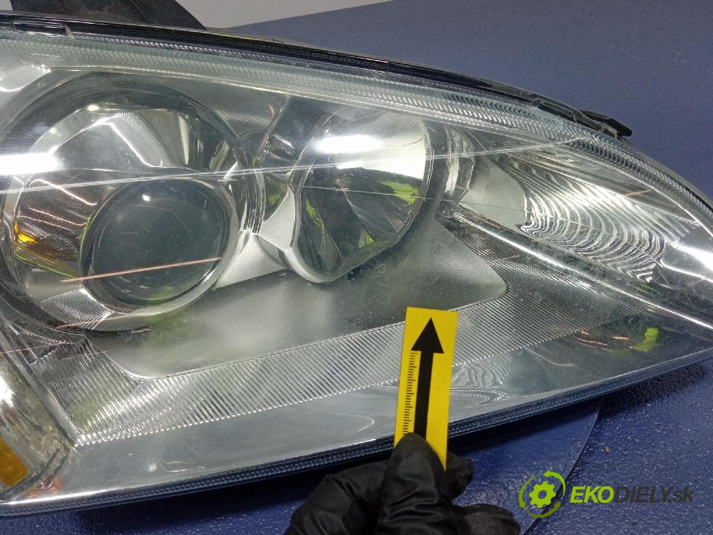 Ford Focus 2005 Reflektor: v pravo: 4M5113W029