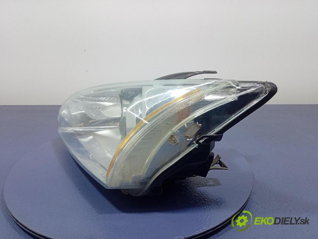 Ford Focus 2005 Reflektor: Vľavo: 4M5113W030EC