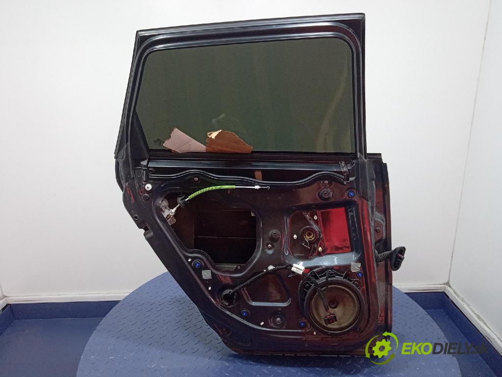 Audi A3 2005 dvere zad Vľavo: