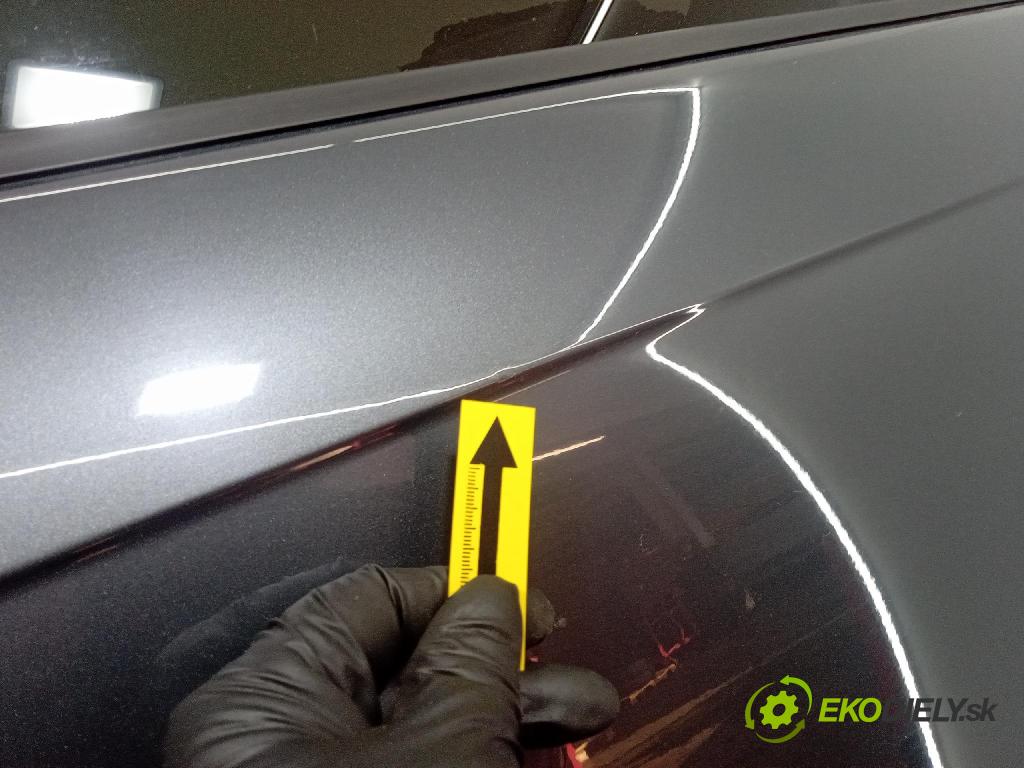 Audi A3 2005 dvere zad Vľavo: