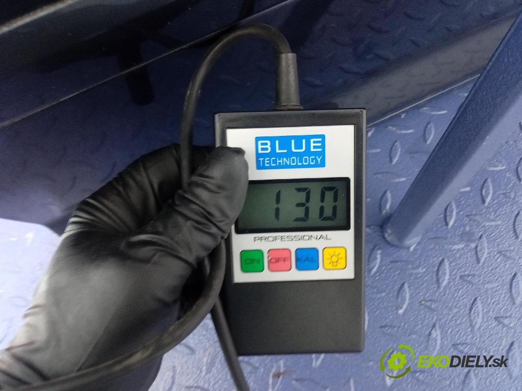 Audi A3 2005 dvere zad Vľavo: 