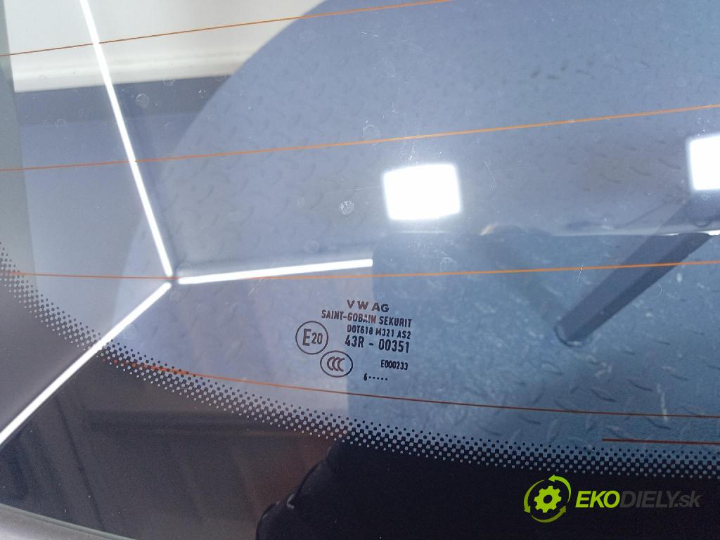Seat Toledo 2016 zadna dveře kufra: kufra: