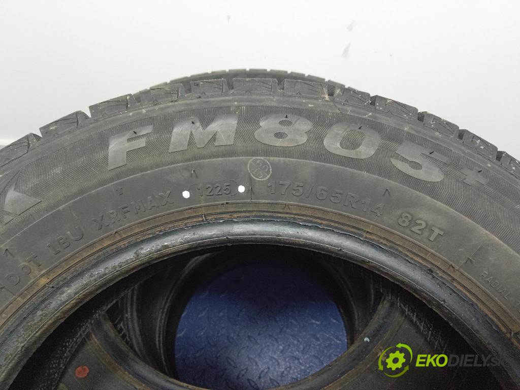 Opel Corsa 2008 pneumatiky: Zima