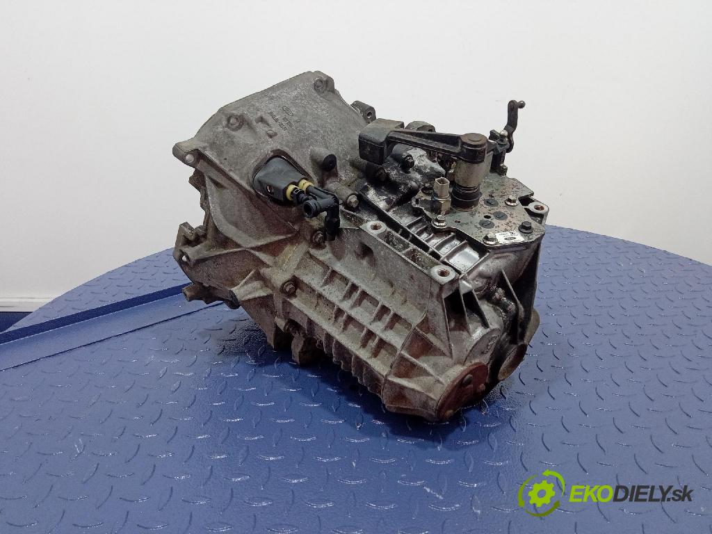 Volvo C30 2007 prevodovka Manualna 6N5R7002XC
