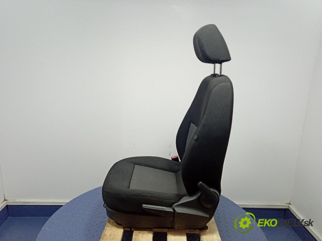 Seat Toledo 2016 Sedačka Ovládače: 6RA881105D