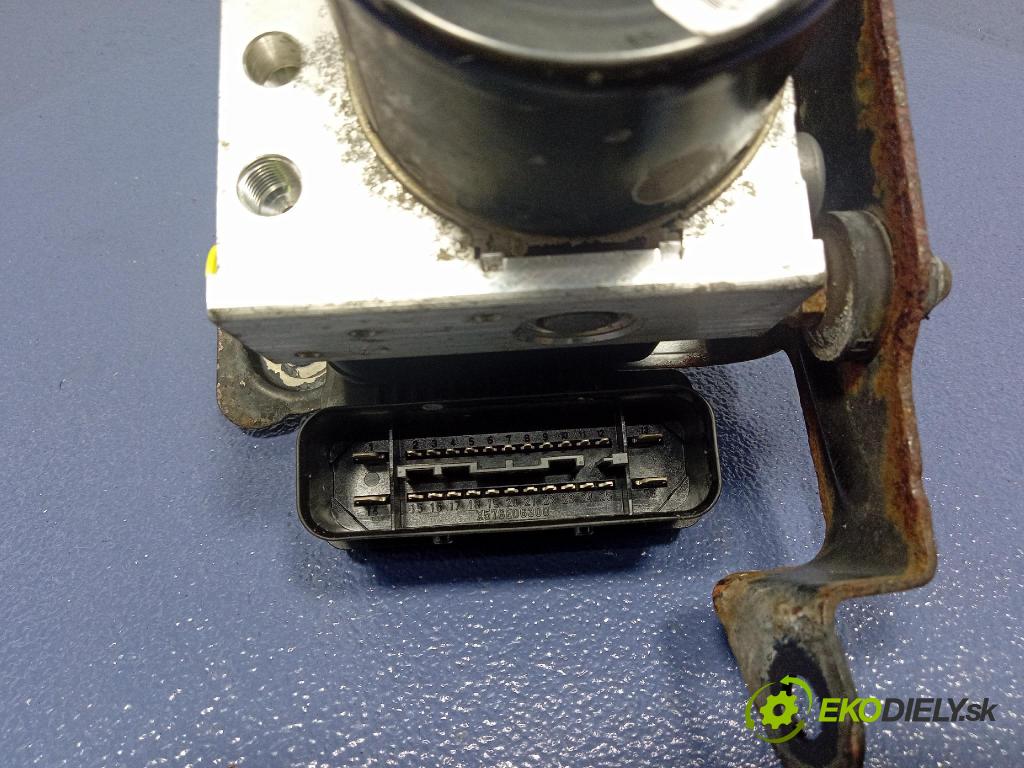 Suzuki Swift 2006 čerpadlo ABS x 2109-0568