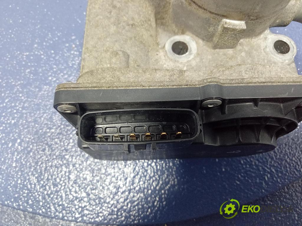 Suzuki Swift 2006 klapka 62J3