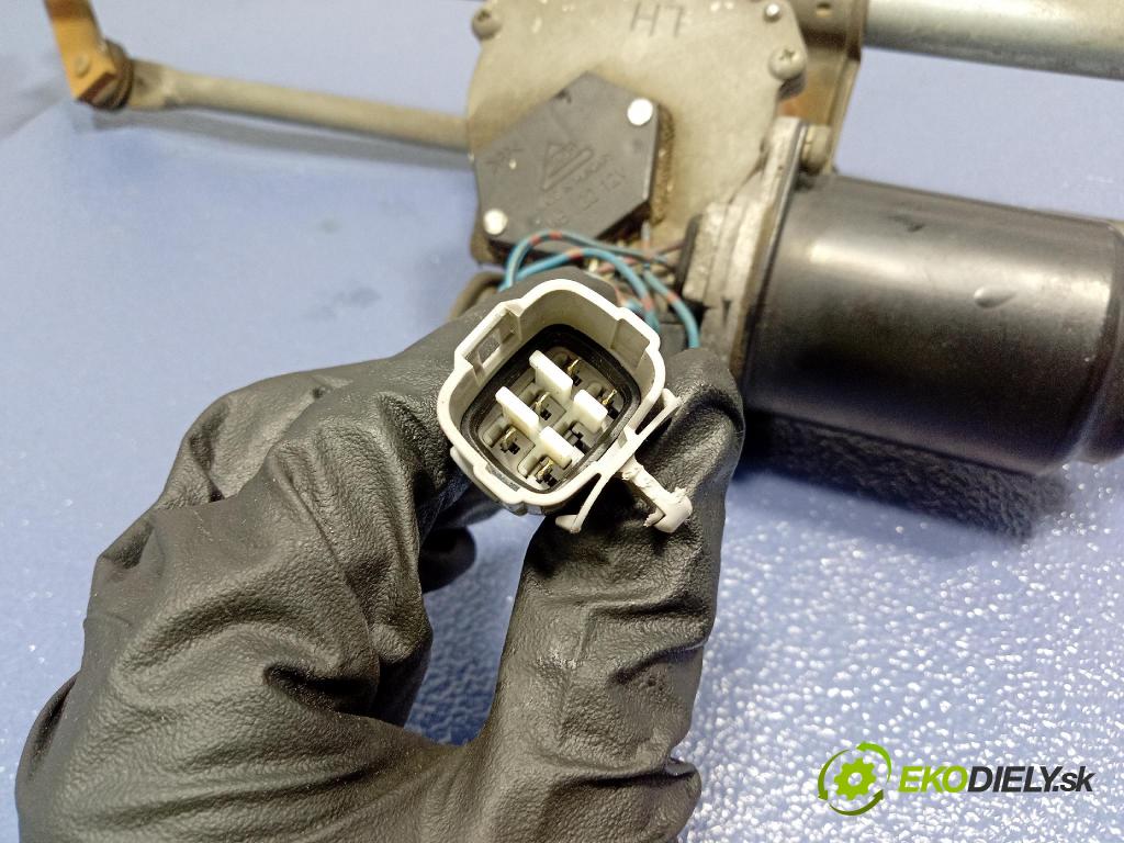 Suzuki Swift 2006 mechanizmus motor: Stierače: Predné