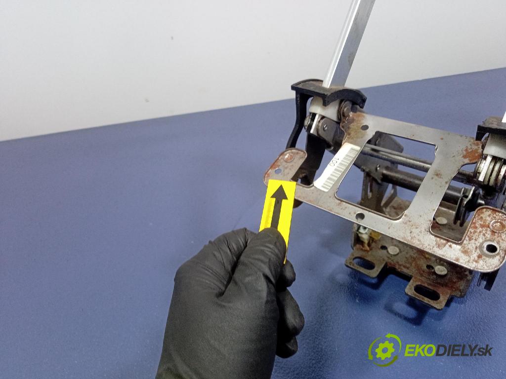 Ford S-max 2006 Páka: Brzda: Ručná: 6G91-2780-AG