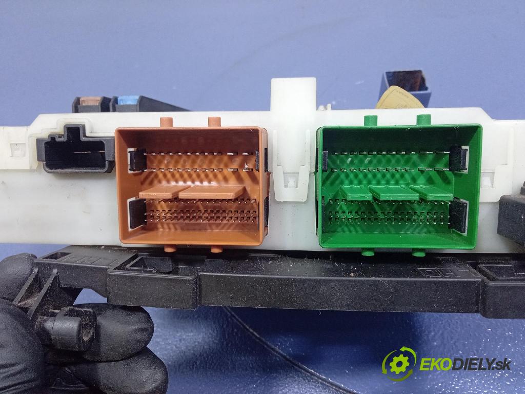 Ford S-max 2006 skříňka Pojistky 6G9T14A073DJ