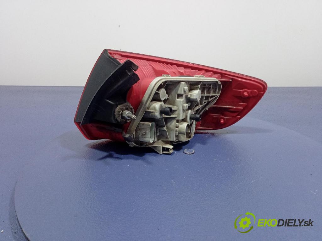 Audi A3 2005 svetlo / reflektor zad ľavá Vonkajsia: 8P4945095C