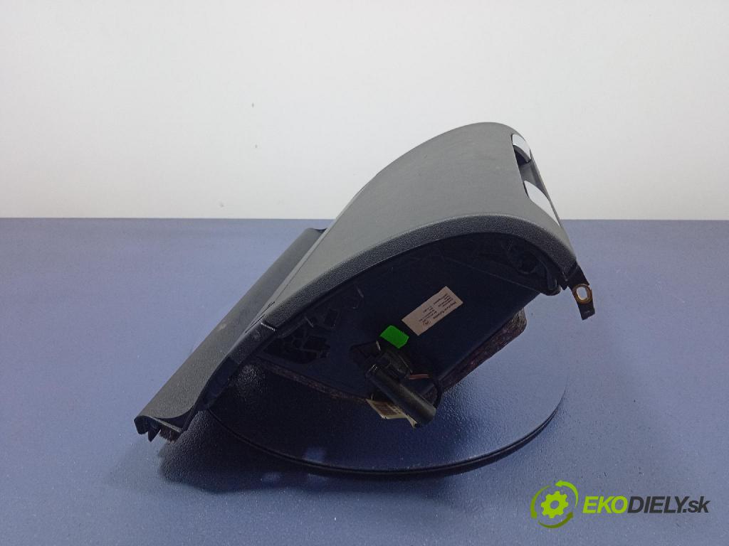 Audi A3 2005 kastlík 8P1857035