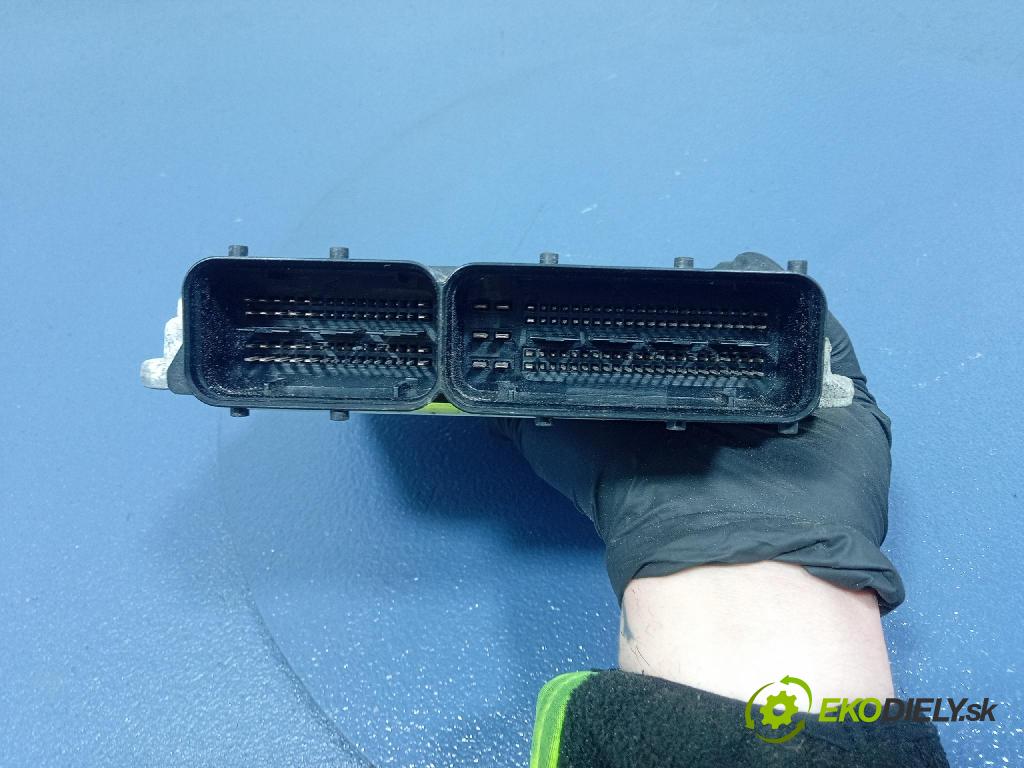 Audi A3 2005 riadiaca jednotka Motor: 03G906016FF