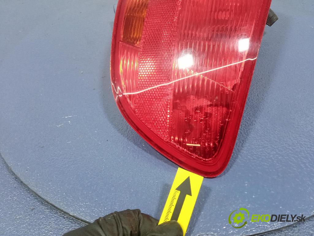 Audi A3 2005 svetlo / reflektor zad Prava: Vonkajsia: 8P4945096C