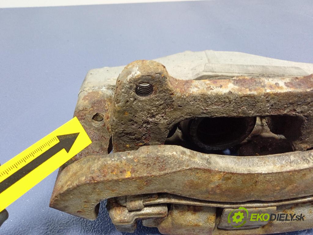 Volvo XC90 2006 brzdič brzdový Predné Vľavo: 30657303