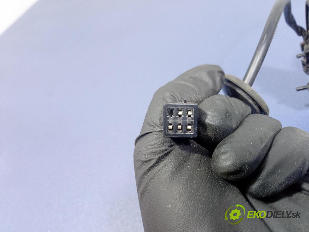 Opel Corsa 2008 zrkadlo Vľavo: