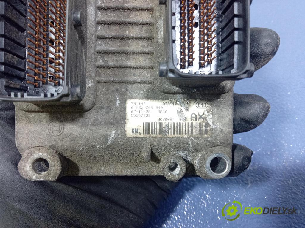 Opel Corsa 2008 riadiaca jednotka Motor: 55557933